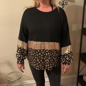 #381. Medium, boutique, VERY soft sweater, Brand new! NWOT!!! Gorgeous details!